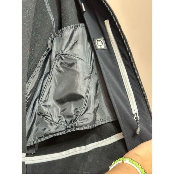 Vintage DC Men's 5K Spectrum Softshell 11 Hooded Black Snowboarding Jacket XL - Picture 9 of 16